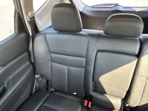 Used 2018 Nissan Murano SL w/ Midnight Edition Package AWD/4WD image 12