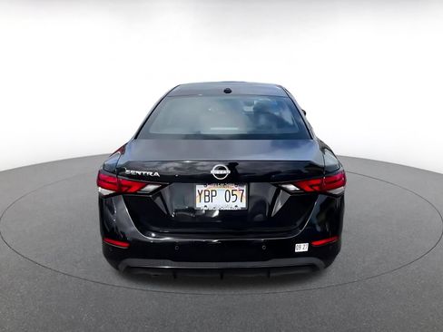 Used 2025 Nissan Sentra SV FWD image 12