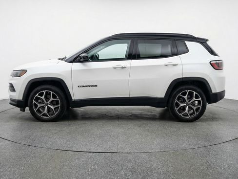 Used 2025 Jeep Compass Limited AWD/4WD image 5