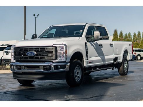 New 2026 Ford F250 XL AWD/4WD image 2