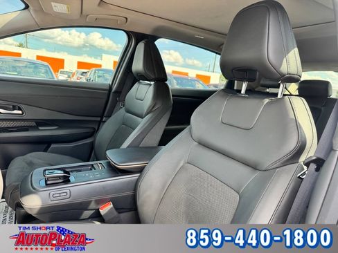 Used 2024 Nissan Ariya FWD image 35