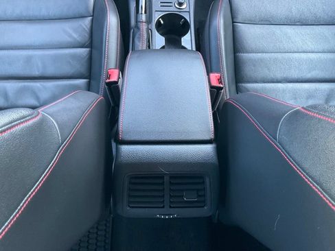 Used 2019 Volkswagen GTI 4-Door FWD image 26