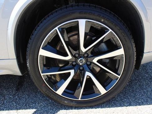 Certified 2023 Volvo XC90 B6 Plus w/ Protection Package Premier AWD/4WD image 12