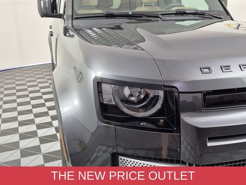 Used 2025 Land Rover Defender 110 S AWD/4WD image 8