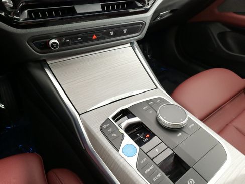 Used 2025 BMW i4 xDrive40i w/ Premium Package AWD/4WD image 52