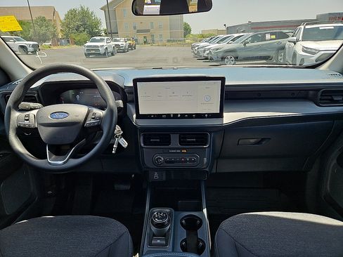 Used 2025 Ford Maverick XL FWD image 10