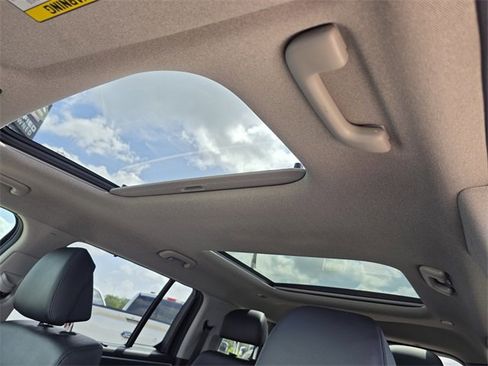 Used 2024 Hyundai Santa Fe Limited image 18