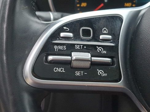 Certified 2021 Mercedes-Benz C 300 4MATIC Sedan image 17