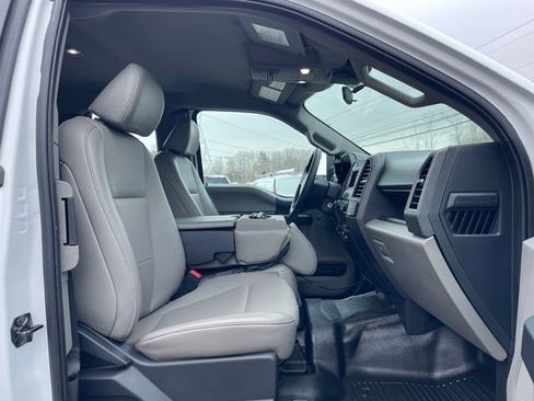 Used 2022 Ford F250 XL w/ Power Equipment Group image 13