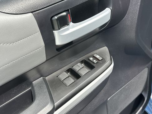 Used 2020 Toyota Tundra Limited RWD image 15