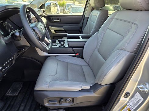 Used 2022 Toyota Tundra SR5 w/ TRD Off-Road Premium Package AWD/4WD image 14