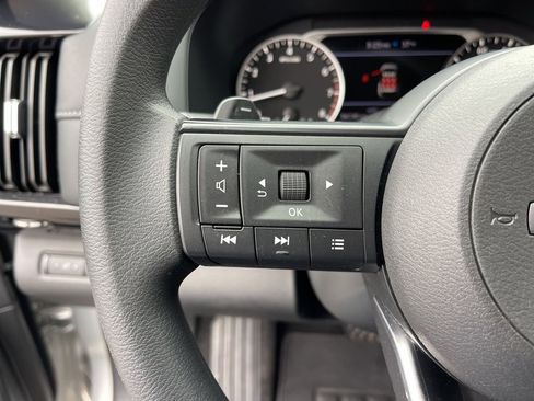 Certified 2024 Nissan Pathfinder S image 16