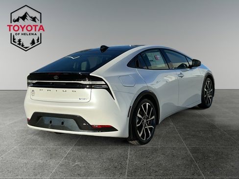 New 2026 Toyota Prius Plug-In Hybrid image 5