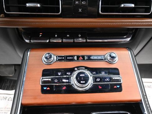 Used 2020 Lincoln Aviator Reserve w/ Class IV Trailer Tow Package AWD/4WD image 15