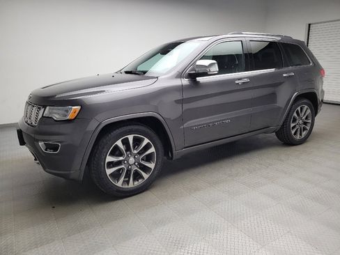 Used 2017 Jeep Grand Cherokee Overland AWD/4WD image 2