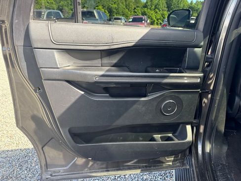 Used 2021 Ford Expedition Max XLT RWD image 14