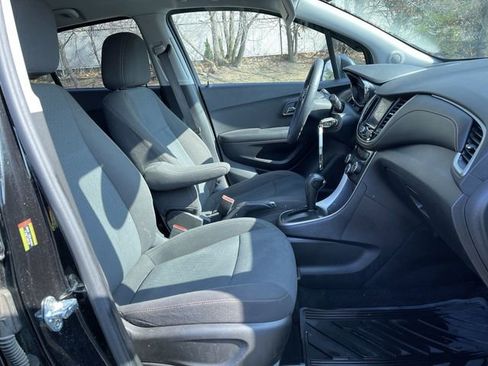 Used 2020 Chevrolet Trax LS w/ Tint and Cruise Package image 25