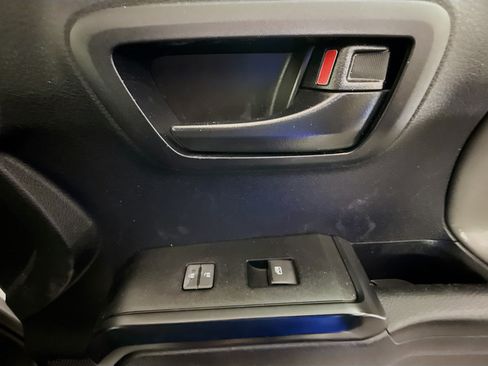 Used 2020 Toyota Tacoma SR RWD image 30