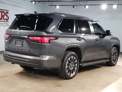 Certified 2025 Toyota Sequoia SR5 AWD/4WD image 7