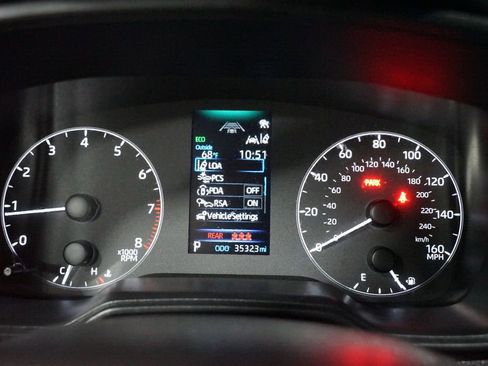 Used 2024 Toyota Corolla SE image 15