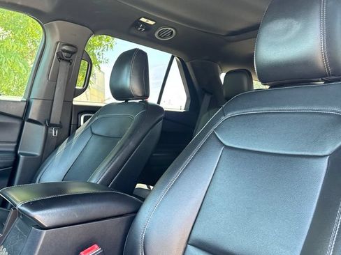 Used 2020 Ford Explorer XLT w/ Equipment Group 202A RWD image 5