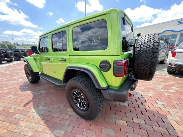 Used 2025 Jeep Wrangler Unlimited Rubicon AWD/4WD image 34