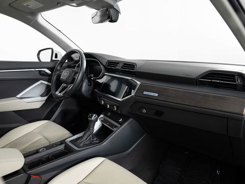 Used 2021 Audi Q3 2.0T Premium Plus w/ Premium Plus Package image 26