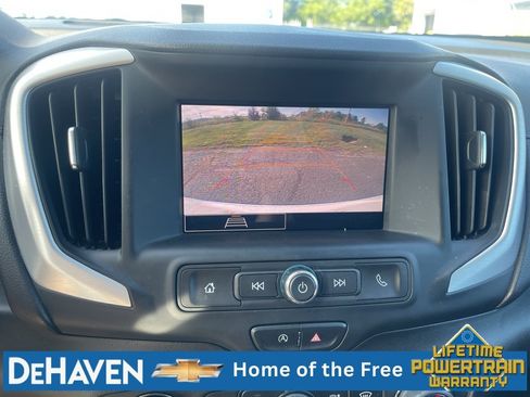 Used 2023 GMC Terrain SLE w/ Driver Convenience Package FWD image 15