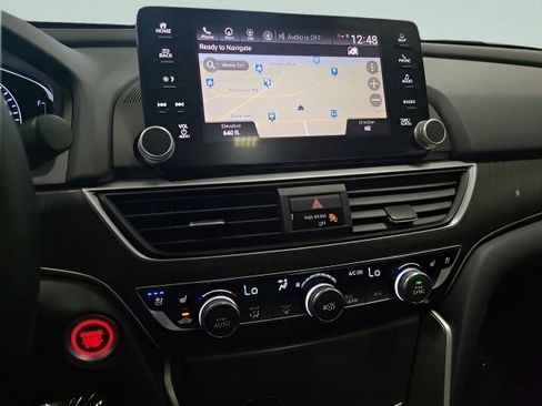 Used 2019 Honda Accord Touring image 31