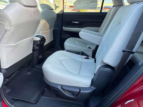 New 2026 Toyota Grand Highlander Limited AWD/4WD image 6
