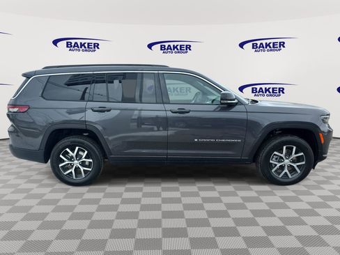 New 2025 Jeep Grand Cherokee L Limited w/ Trailer Tow Package image 2