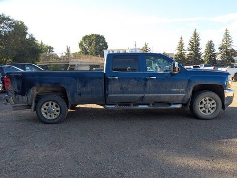 Used 2015 Chevrolet Silverado 3500 LTZ w/ Duramax Plus Package AWD/4WD image 9