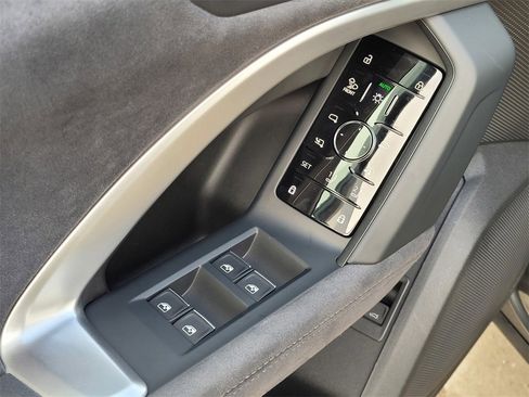 New 2025 Audi SQ5 Premium Plus image 14