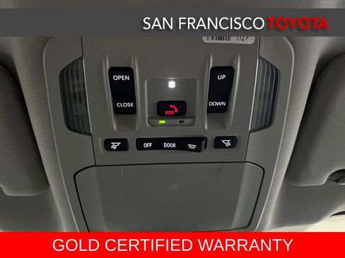 Certified 2025 Toyota Highlander XLE image 33