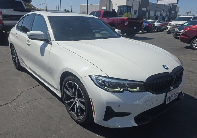 Used 2019 BMW 330i Sedan w/ Convenience Package RWD image 4