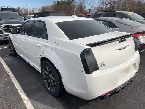 Used 2018 Chrysler 300 S image 6