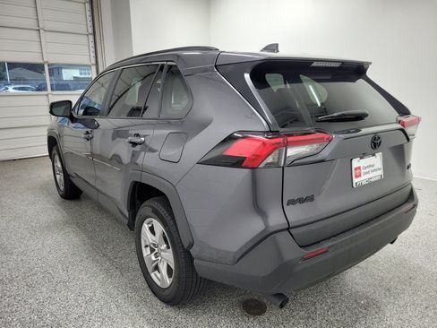 Certified 2025 Toyota RAV4 XLE FWD image 5
