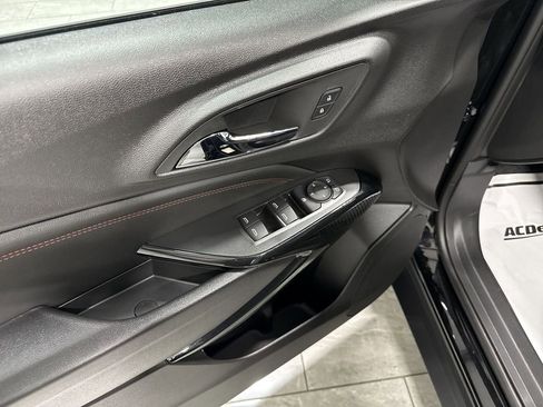 New 2026 Chevrolet Trax RS image 24