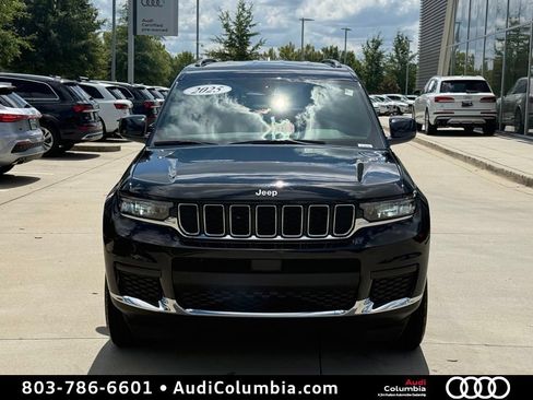 Used 2025 Jeep Grand Cherokee L Laredo RWD image 8