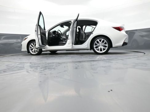 Used 2019 Acura ILX image 48