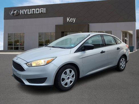 Used 2016 Ford Focus S image 7