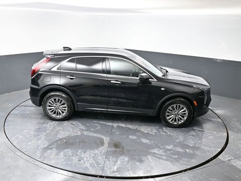 Used 2025 Cadillac XT4 Premium Luxury image 43