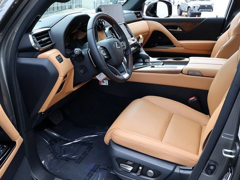 New 2026 Lexus LX 700h Luxury w/ Appearance Package AWD/4WD image 12