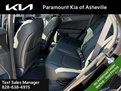 New 2026 Kia Sportage EX image 23