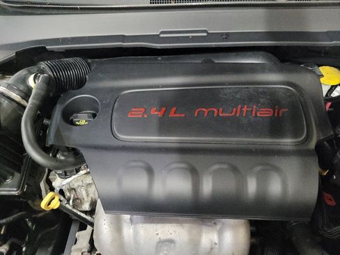 Used 2018 Jeep Compass Latitude w/ Popular Equipment Group AWD/4WD image 30