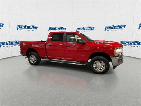 Used 2024 RAM 2500 Big Horn w/ Bed Utility Group image 13