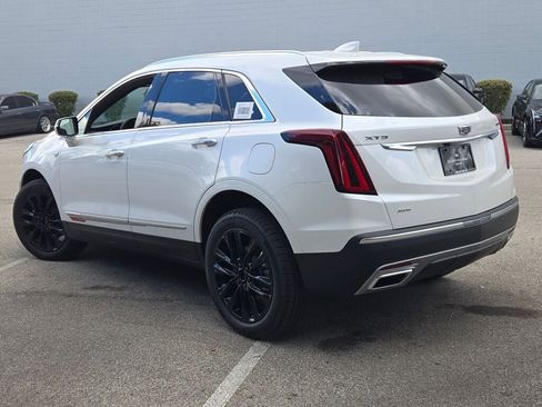 New 2025 Cadillac XT5 Premium Luxury w/ LPO, Red Accent Package AWD/4WD image 13