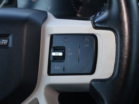 Used 2023 Land Rover Defender 110 X-Dynamic SE image 27