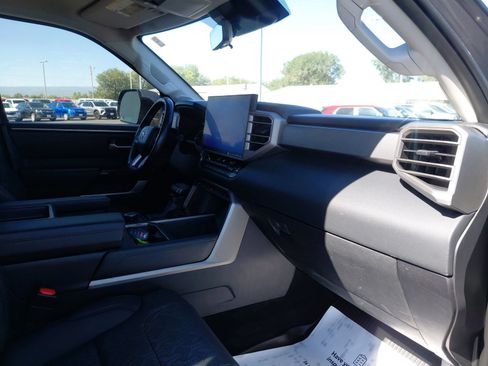 Used 2022 Toyota Tundra Limited w/ TRD Off-Road Package AWD/4WD image 36
