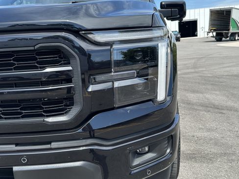 Used 2025 Ford F150 Lariat w/ Equipment Group 502A High AWD/4WD image 6